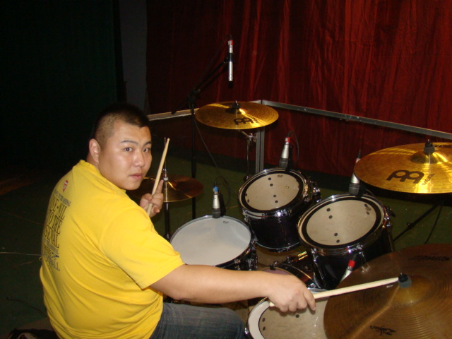 鼓手1.jpg