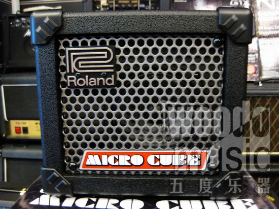 ROLAND MICRO  CUBE 1.JPG