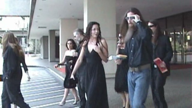 01 - Disc One - Documentary[(094474)01-18-18].JPG