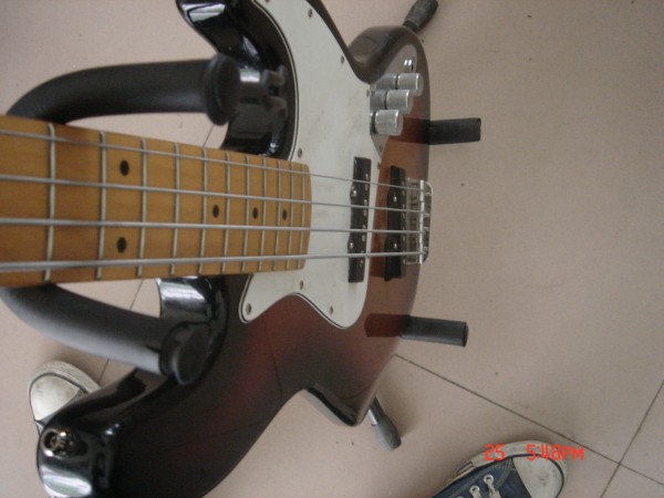 sq bass1~1.jpg