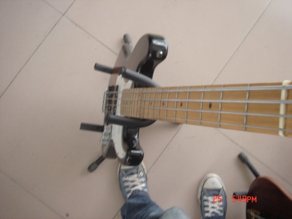 sq bass5~1.jpg