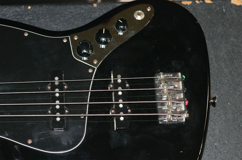 Fender Bass 60th 2.jpg