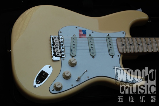 FENDER AM YM-2.jpg