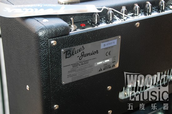 FENDER BLUES JR BLACK-6.jpg