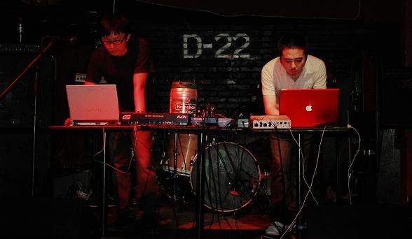 xjbn live in D22-小.jpg