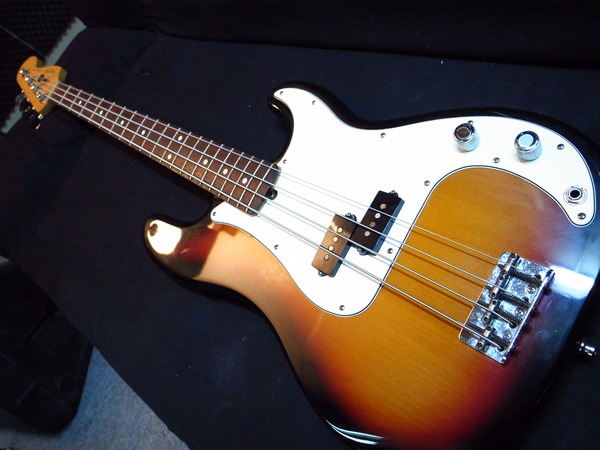 Fender P 2.jpg