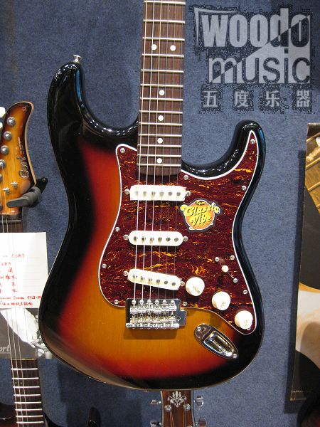 SQUIER Classic Vibe2 2.jpg