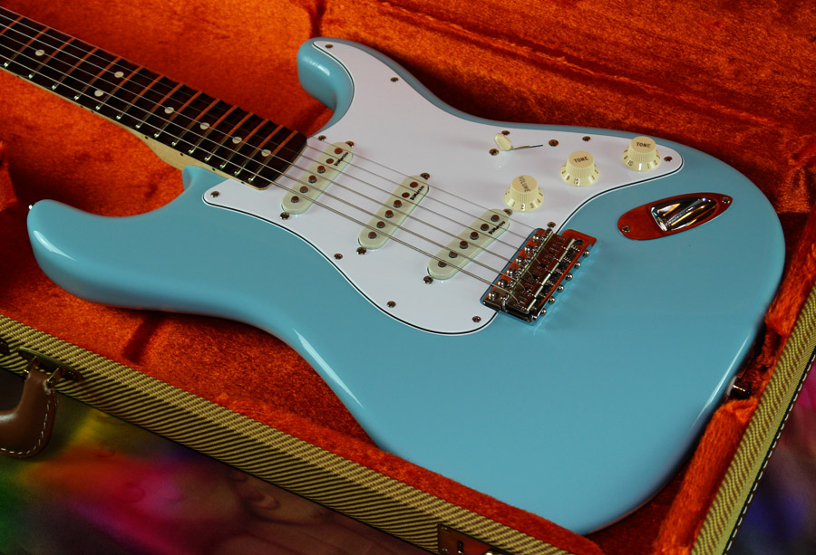 Fender Yngwie 7110 - 2.jpg