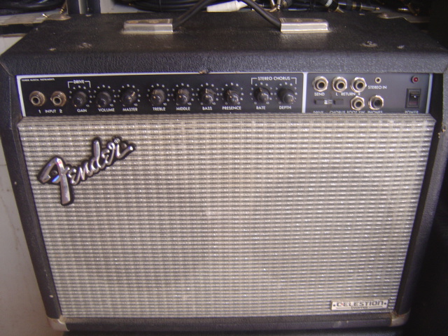 FENDER SL22.jpg