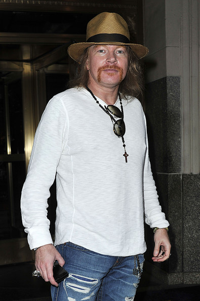 Former+Guns+n+Roses+front+man+Axl+Rose+sports+Qug4keD4BAQl.jpg