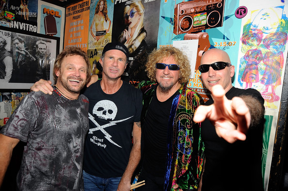 Chickenfoot+Davy+Knowles+Performs+Roxy+Theatre+fMs4y5TY7UFl.jpg