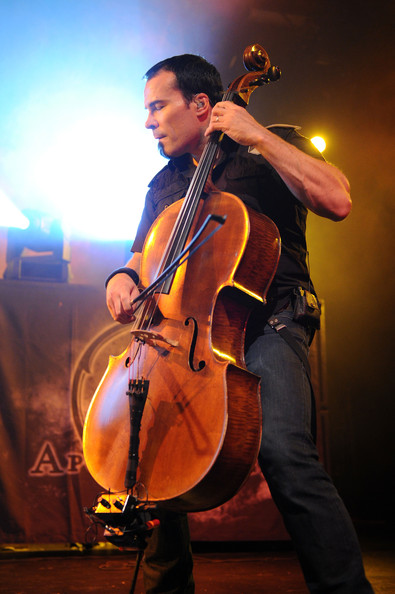 Apocalyptica+Dir+En+Grey+Concert+E_9meXCPzCll.jpg