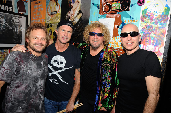 Chickenfoot+Davy+Knowles+Performs+Roxy+Theatre+5JWle7PLjHJl.jpg
