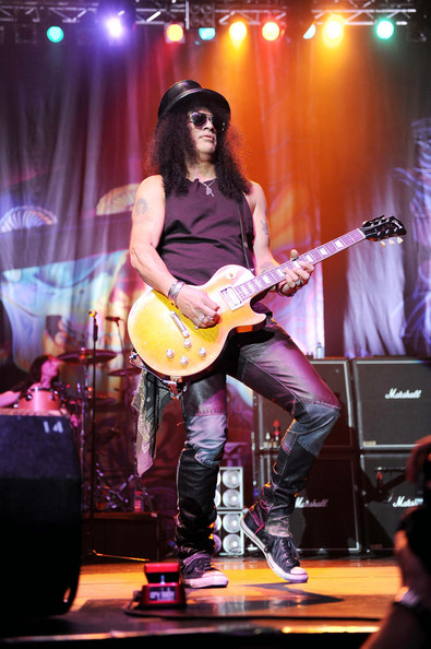 Slash+Slash+Performs+Asia+World+Expo+Hong+S1BimHa_mSkl.jpg