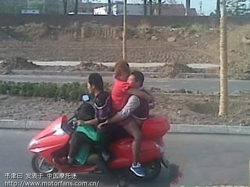 Wkdxh8yrY2278.jpg