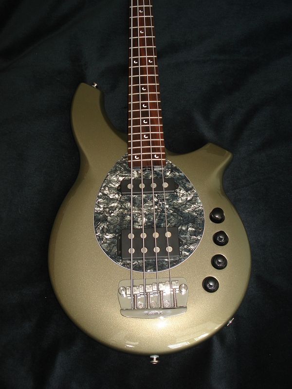 MUSIC MAN BONGO 4 HS PIEZO 11000元 包顺丰快递