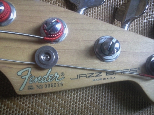 fender jazz bass 1.jpg