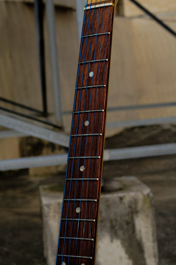 guitar0014.JPG