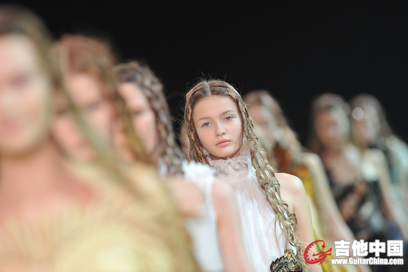IMG model.jpg