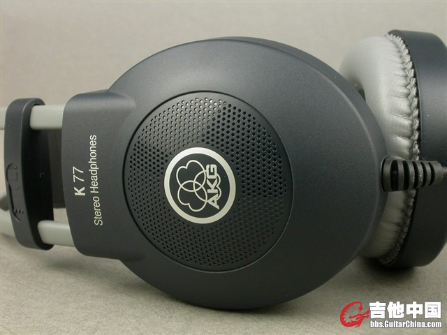 akg k77真货.jpg