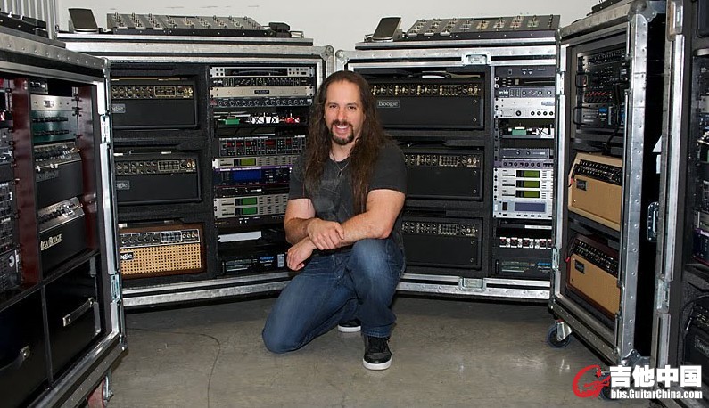 john petrucci 2010 01.jpg