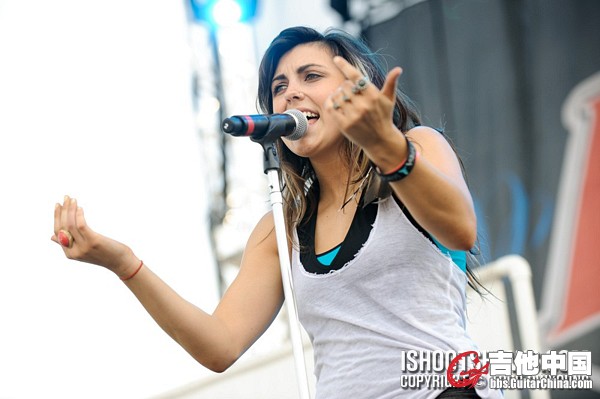 VersaEmerge - The Bamboozle 2010 (4).jpg