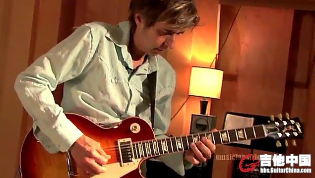 Eric Johnson - studio- UpClose 2010 (9).jpg