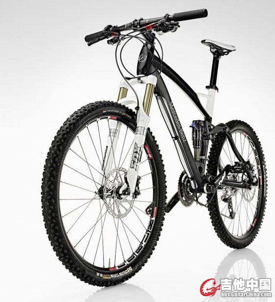 new-line-mercedes-benz-bikes-1024x816.jpg