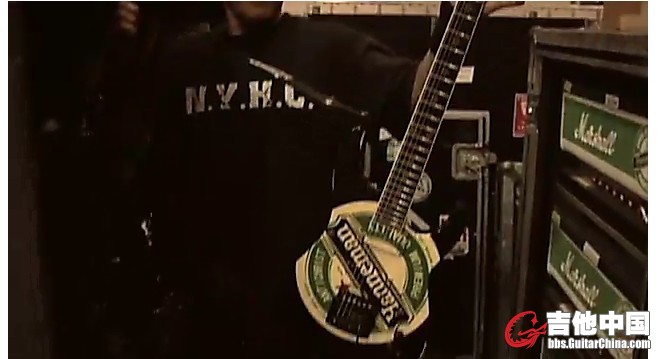 Jeff Hanneman - SLAYER -2010-guitar tech (4).jpg