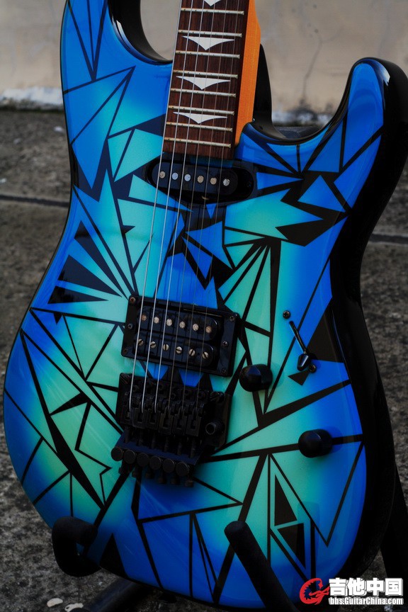 guitar0004.JPG