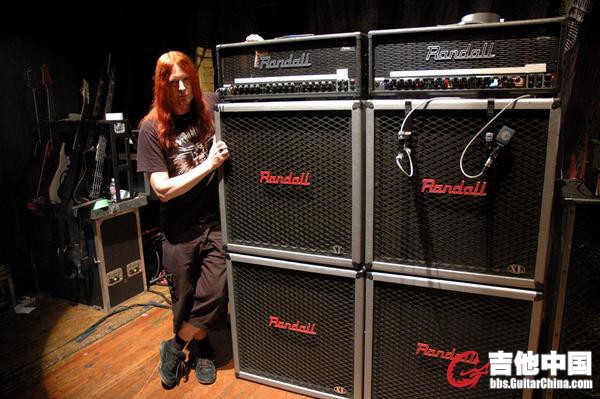 Michael Amott - ARCH ENEMY.jpg