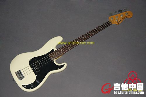 1.FENDER JAPAN PB-70.jpg