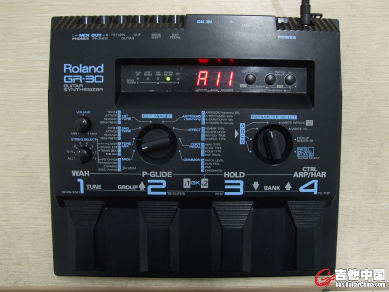 ROLAND GR30.JPG