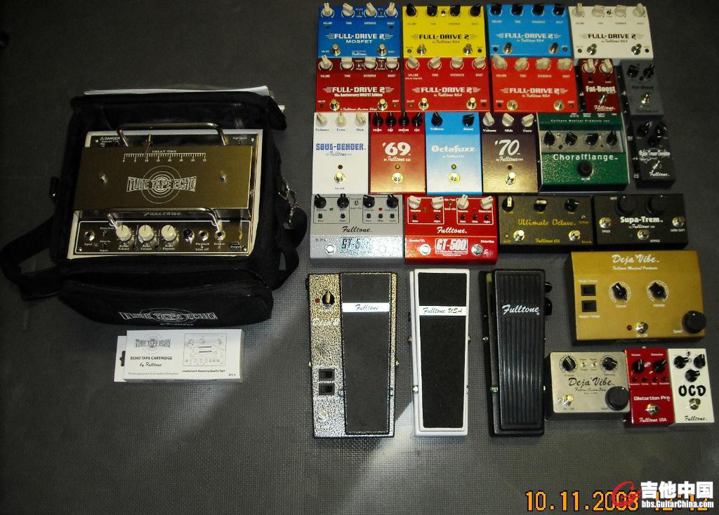 Pedal board p (550).jpg