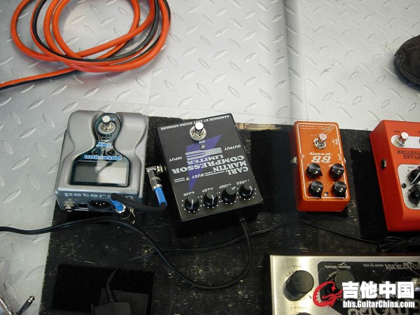 Pedal board p (529).jpg