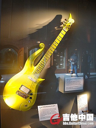 Prince's Yellow Cloud guitar, 1989 1SS.jpg