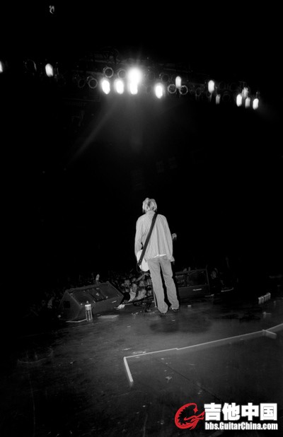 kurt_from_behind_725.jpg