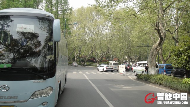 去时候路上见的，就抓到个尾巴，之前堵了半天，然后嗷一声就没影了！
