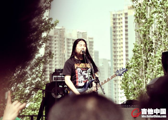 草莓音乐节之 逻辑失控 (5).jpg