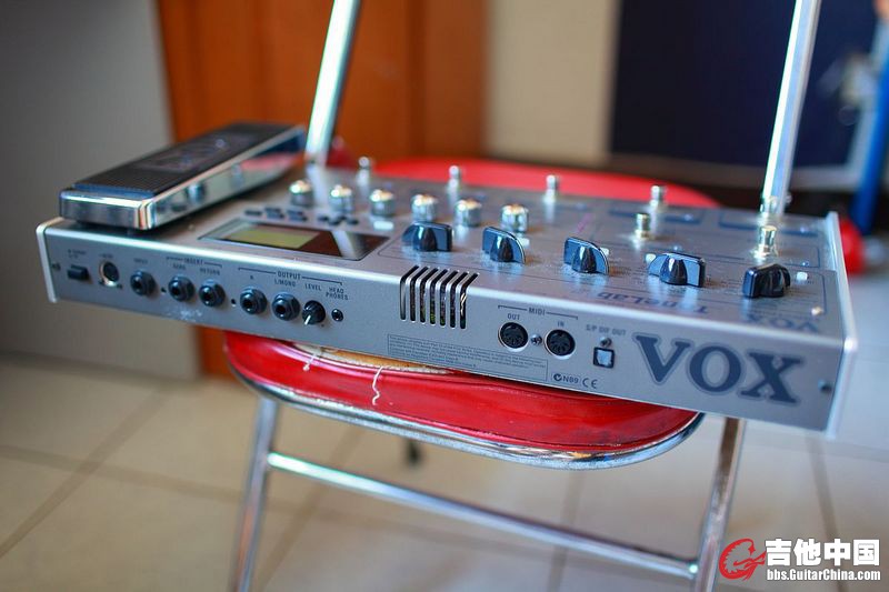 VOX-3