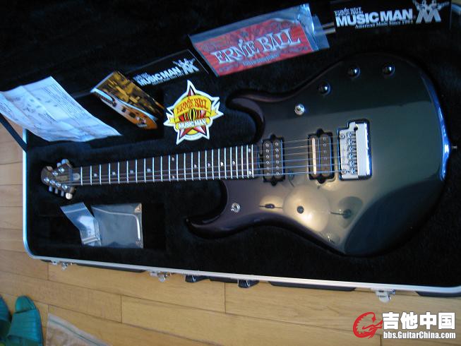 MUSIC MAN  JP6新款变色龙 004.jpg