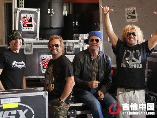 chickenfoot-group-shot-660-80.jpg