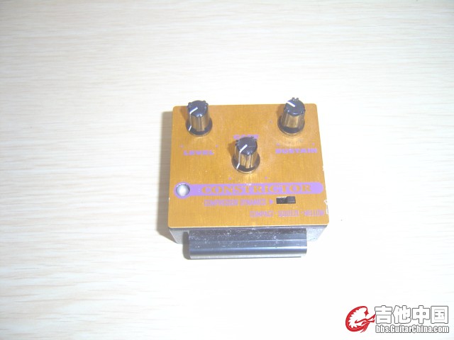 LINE6 con.JPG