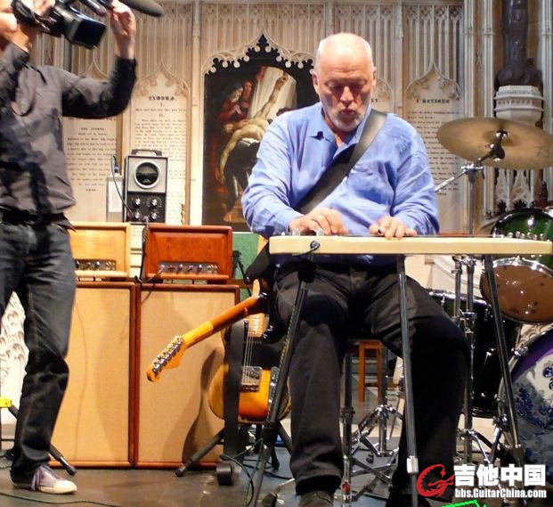David Gilmour + Tube Driver arrow.jpg