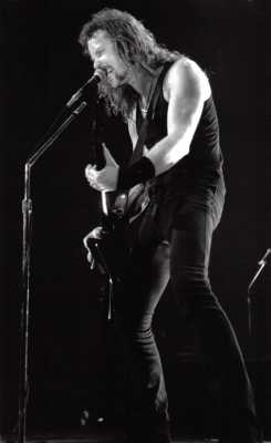 James Hetfield, Metallica 1992 sized.jpg