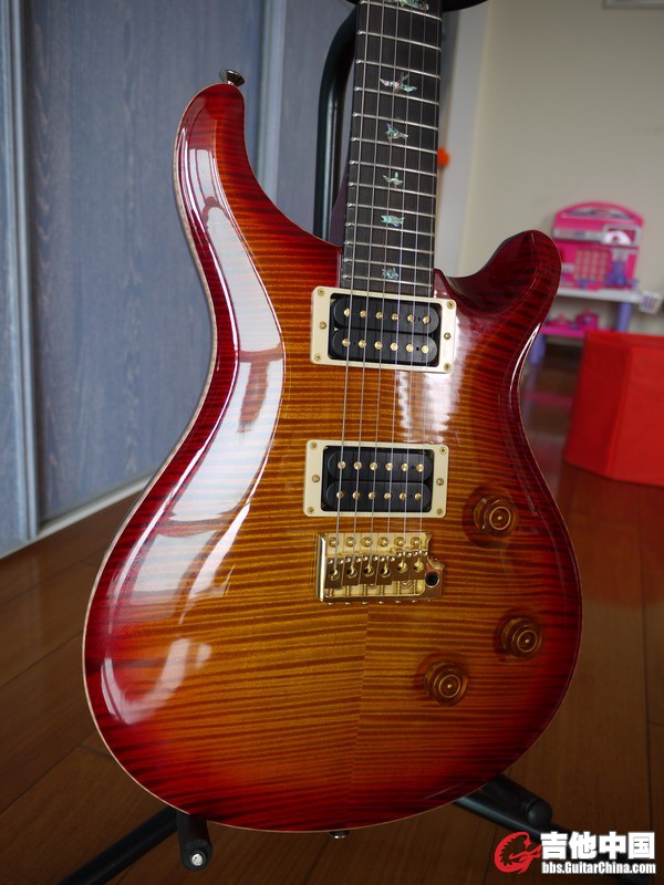Guitar_11.JPG