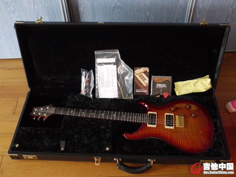 Guitar_03.JPG