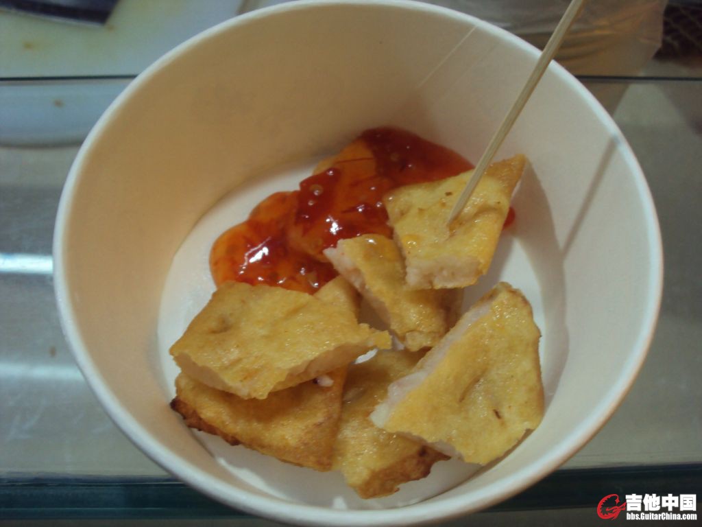 虾饼，中山路上买的，还行，确实有虾仁