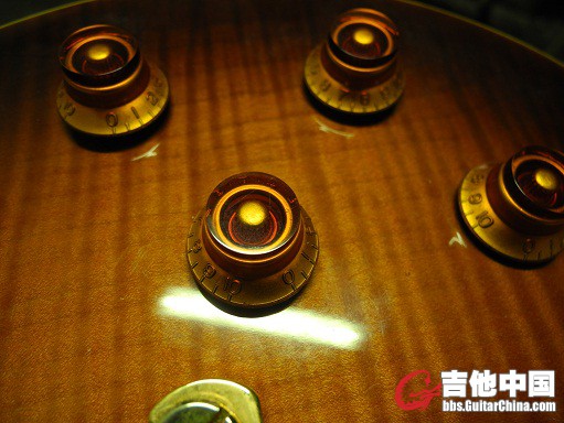 音量旋钮蛮好看的