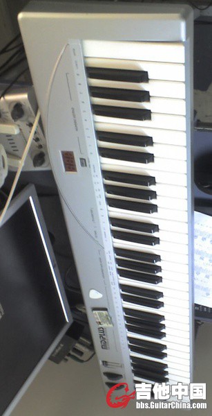 MIDI PLUS 61U2.jpg